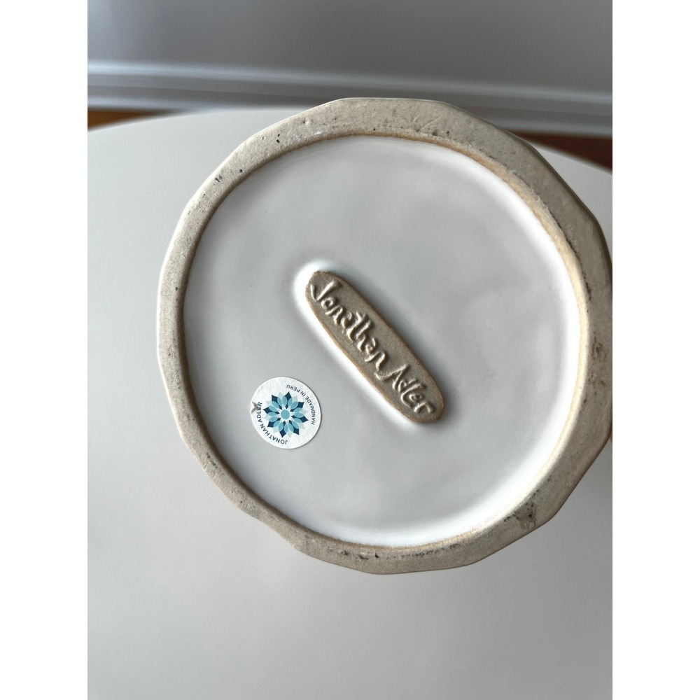 Jonathan Adler Fontana Vase Made in Peru White Textured Gold Accents Handmade - Picture 6 of 9